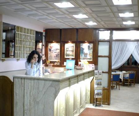 Katerina Hotel Kozani Luaran gambar